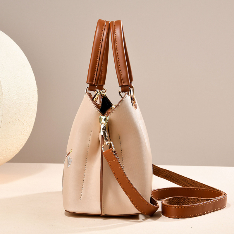Chinese-style embroidered hand - Luxurious Bag recension och pris