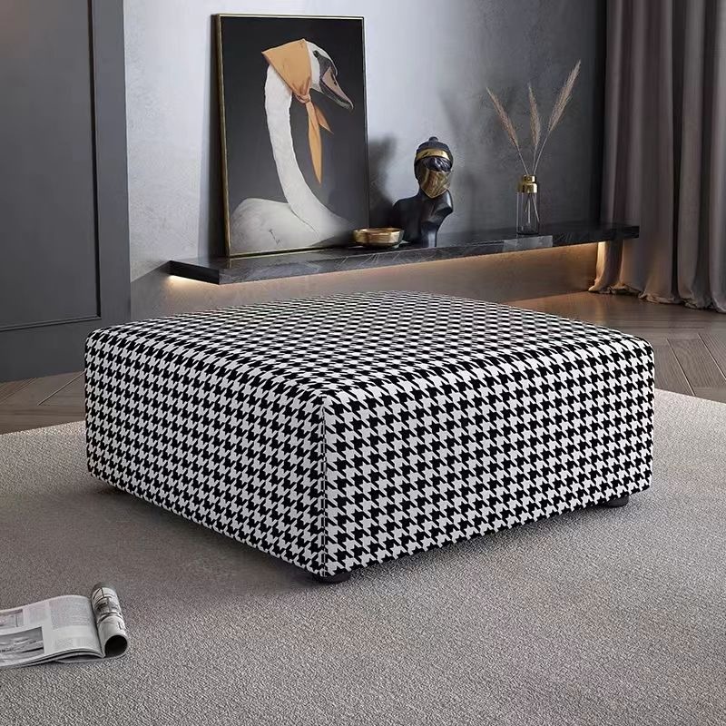 Square Lamb cashmere sofa foot - Luxury Bags Europe recension och pris