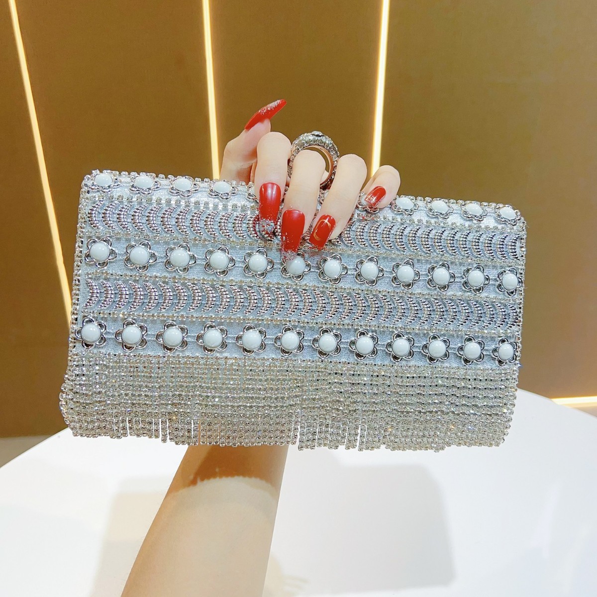 Luxury Rhinestone Tassel Gold  - Luxury Bags Europe recension och pris