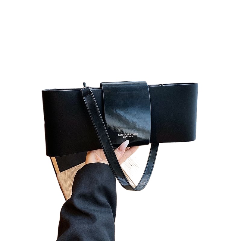 French Premium Underarm Bag Tr - Luxury Bags Levels recension och pris