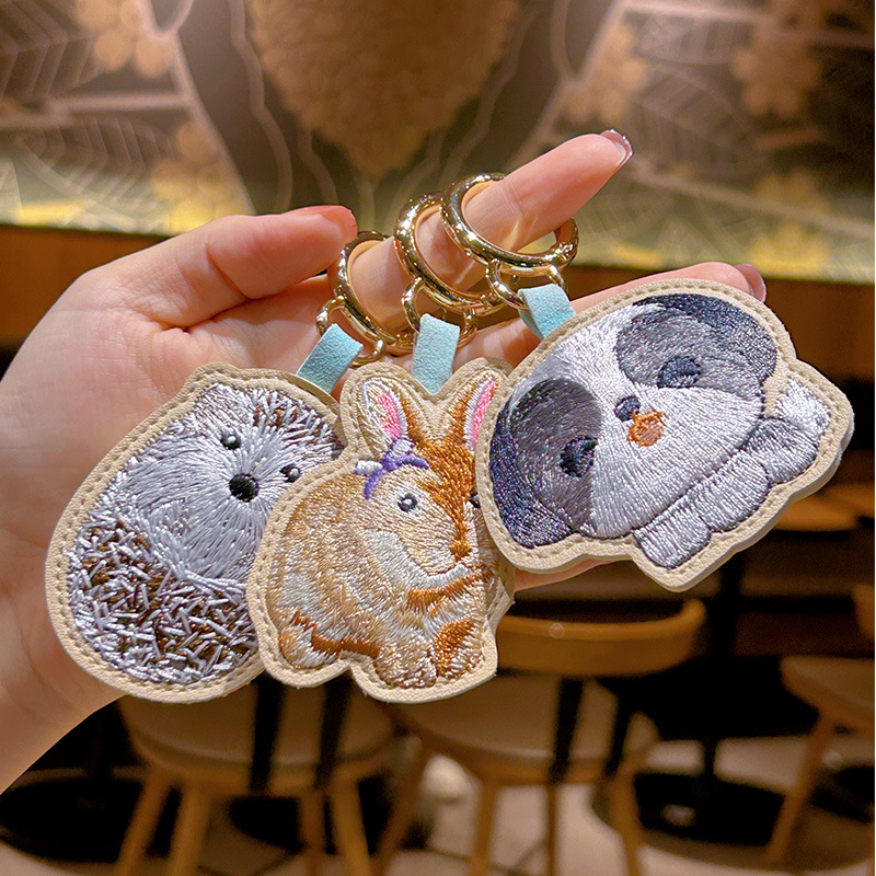 Embroidery Keychain Cute Rabbi - Luxury Xmas Bags recension och pris