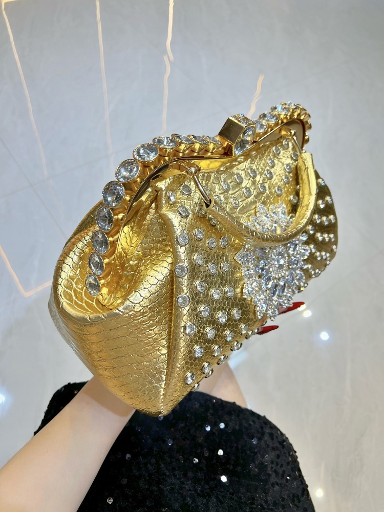 High-level Texture Rhinestones - Luxury Bags Levels recension och pris