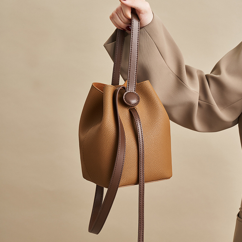 Classic Women's Water Bucket H - Luxury Bags Levels recension och pris