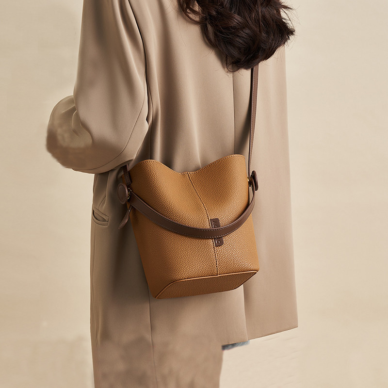 Classic Women's Water Bucket H - Luxury Bags Levels recension och pris